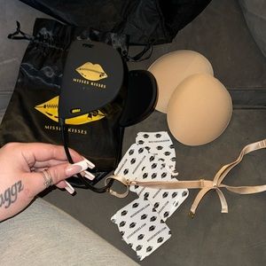 Misses kisses moderate plunge strapless backless bra NEVER WORN